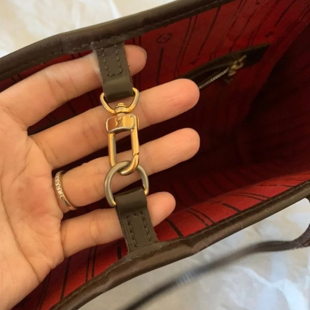 Louis Vuitton Neverfull MM - Picture 11 of 16
